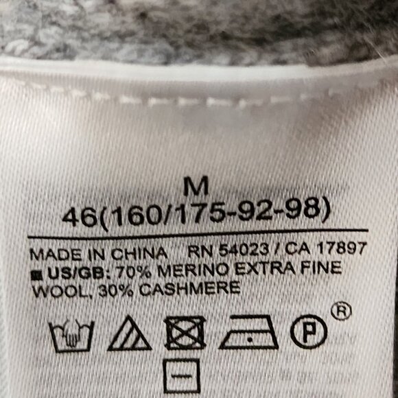 Banana Republic Merino Wool Cashmere Chunky Ribbed Knit Dita Cardigan - Picture 6 of 6